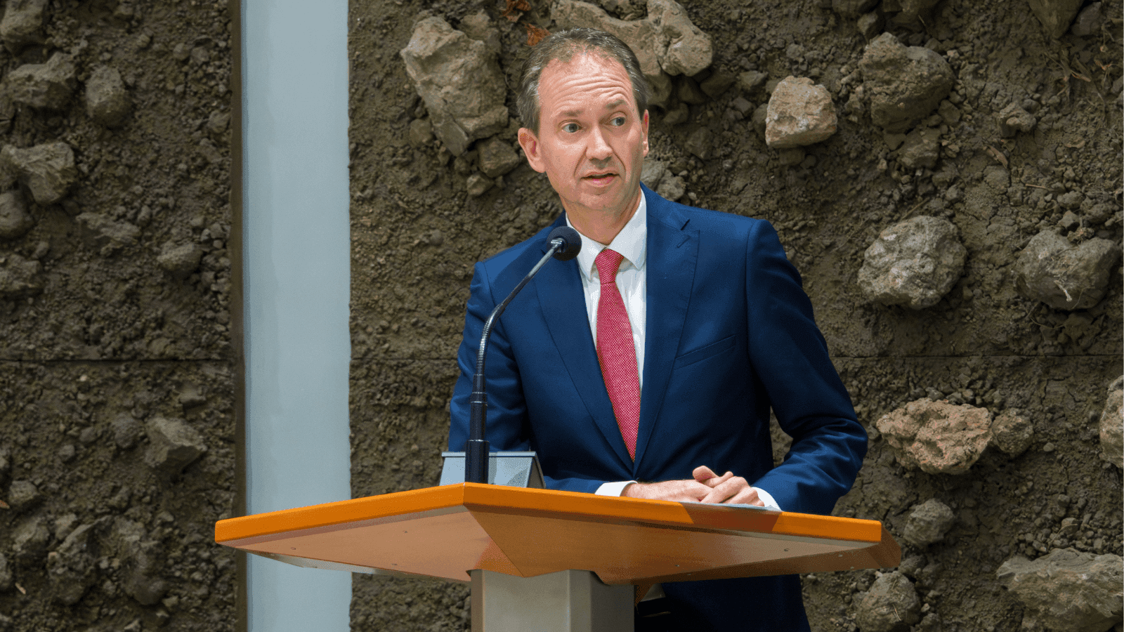 Eddy van Hijum tijdens APB
