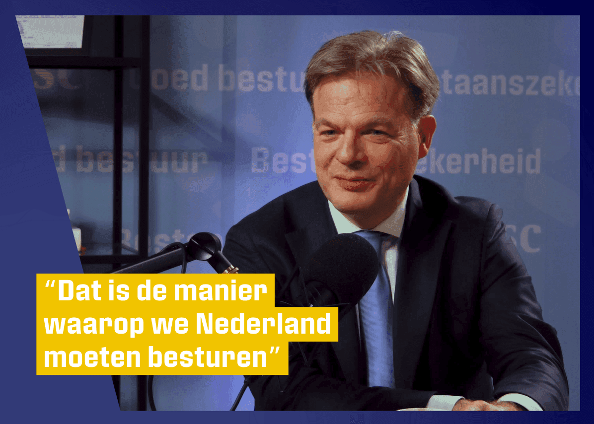 Pieter Omtzigt tijdens podcast