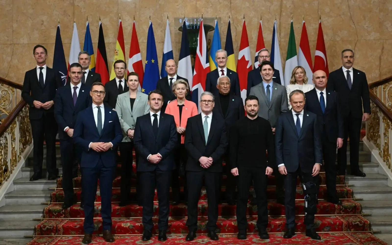 Foto van Coalition of the willing